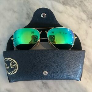 Ray-Ban Aviator Sunglasses with Blue-Green Lenses